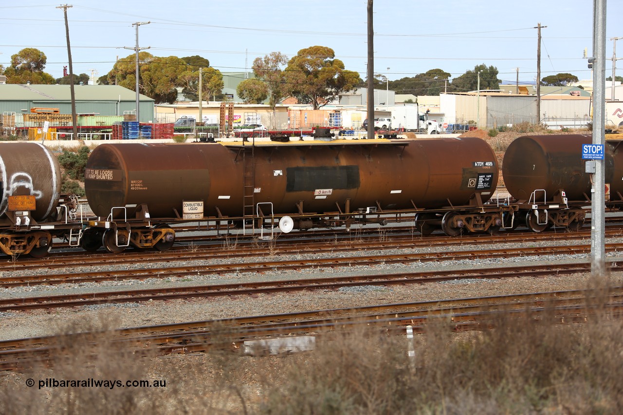 160531 9623
West Kalgoorlie, diesel fuel tanker ATDY 4619, ex NSW NTAF AMPOL tank, now in service with BP Oil, capacity of 67000 litres.
Keywords: ATDY-type;ATDY4619;NTAF-type;