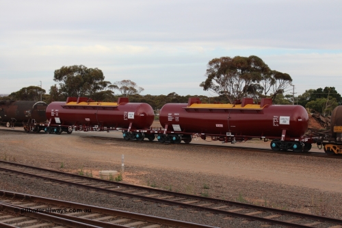 141028 IMG 3270
West Kalgoorlie, NTAY type fuel tank waggon NTAY 5455 with 62,000 litre capacity for BP. Refurbished by Gemco WA in June 2014 from ex Mobil Oil NTAF type tank waggon NTAF 5455. In BP Oil ownership. I think this is an Indeng Qld built NTAF 455 the final of seven such tanks built for Mobil of NSW in 1981. Peter Donaghy image.
Keywords: Peter-D-Image;NTAY-type;NTAY5455;NTAF-type;Indeng-Qld;NTAF455;