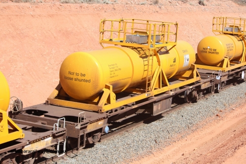 150124 IMG 3737
Binduli, AQHY 30112 with CSA 0079, originally built by the WAGR Midland Workshops in 1964/66 as a WF type flat waggon, then in 1997, following several recodes and modifications, was one of seventy five waggons converted to the WQH type to carry CSA sulphuric acid tanks between Hampton/Kalgoorlie and Perth/Kwinana. Peter Donaghy image.
Keywords: Peter-D-Image;AQHY-type;AQHY30112;WAGR-Midland-WS;WF-type;WFDY-type;WFDF-type;RFDF-type;WQH-type;