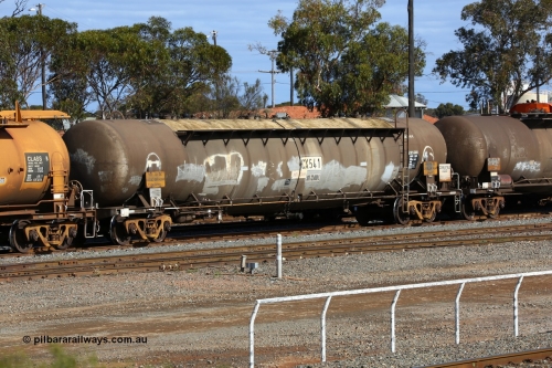 160525 4833
West Kalgoorlie, ATKY 541 fuel tanker, originally built for H C Sleigh (Golden Fleece) in 1975 by Tulloch Ltd NSW as WJK type. Capacity now of 73000 litres in service with Caltex.
Keywords: ATKY-type;ATKY541;Tulloch-Ltd-NSW;WJK-type;