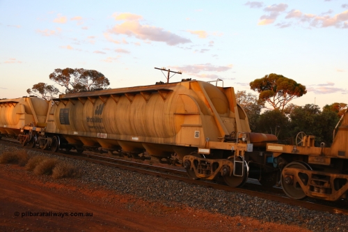 190107 0682
Kalgoorlie, WN 533, pneumatic discharge nickel concentrate waggon, one of a further ten built by WAGR Midland Workshops as WN type in 1975 for WMC.
Keywords: WN-type;WN533;WAGR-Midland-WS;