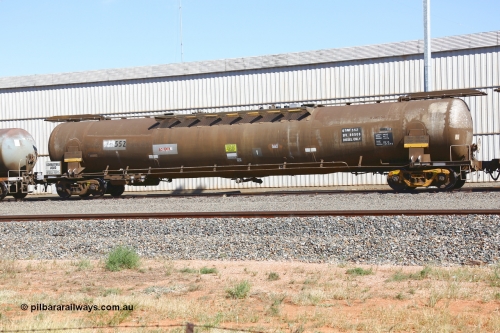 190109 1451
West Kalgoorlie, ATMF 552 fuel tank waggon, one of three built by Tulloch Limited NSW as WJM type in 1971 with a capacity of 96.25 kL one compartment one dome, current capacity of 80500 litres. 551 and 552 for Shell and 553 for BP Oil, E type couplers fitted. Under Viva Energy ownership.
Keywords: ATMF-type;ATMF552;Tulloch-Ltd-NSW;WJM-type;
