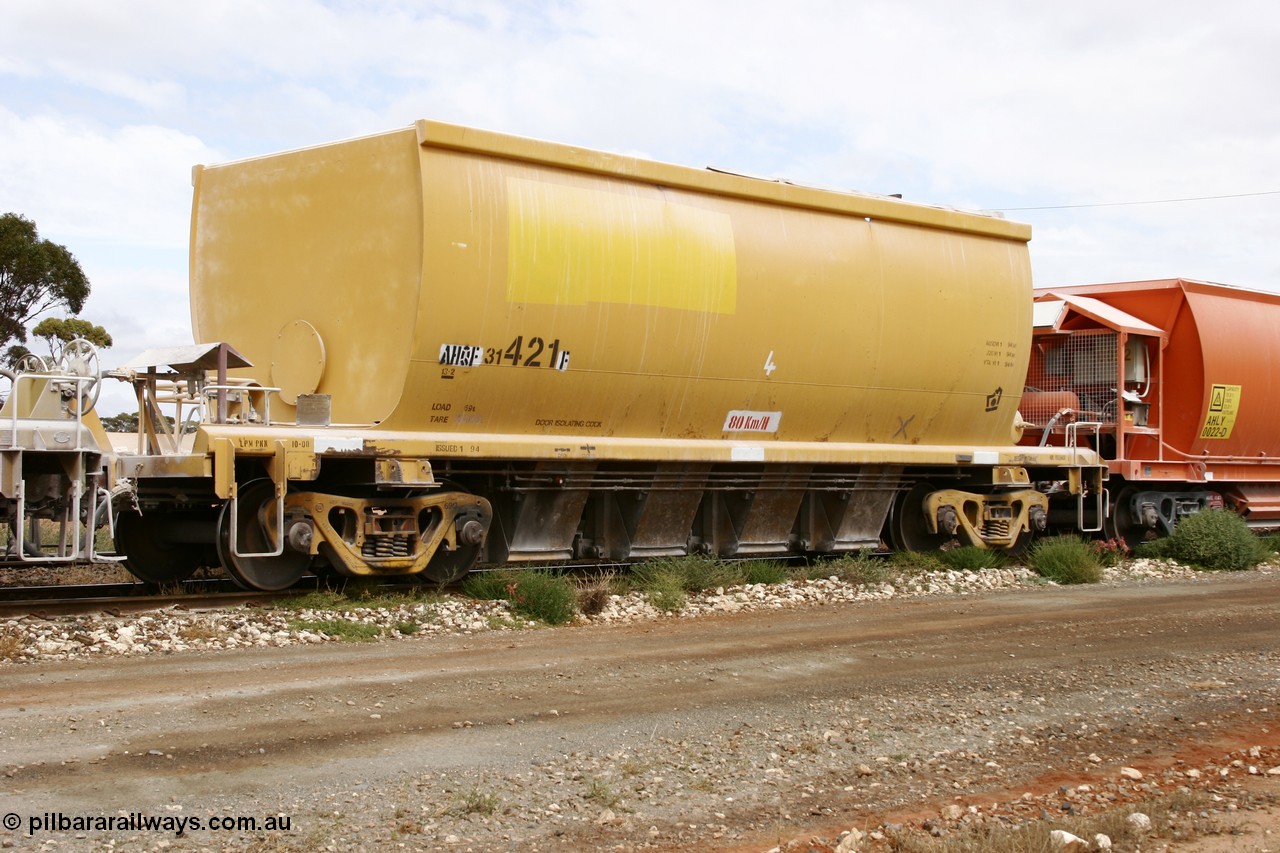 051101 6418
Parkeston, AHQF 31421 seen here in Loongana Limestone service, originally built by Goninan WA for Western Quarries as the leader of a batch of twenty coded WHA type in 1995. Purchased by Westrail in 1998.
Keywords: AHQF-type;AHQF31421;Goninan-WA;WHA-type;