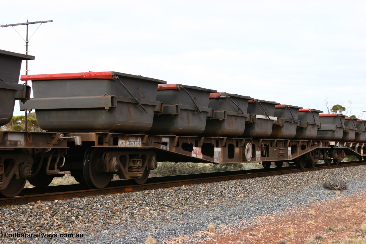 060527 4130
Scotia, AQCY 30219 flat waggon, one of forty five waggons built by WAGR Midland Workshops in 1974 as WFX type, recoded in 1979 to WQCX. Here carrying six loaded nickel ore kibbles.
Keywords: AQCY-type;AQCY30219;WAGR-Midland-WS;WFX-type;WQCX-type;