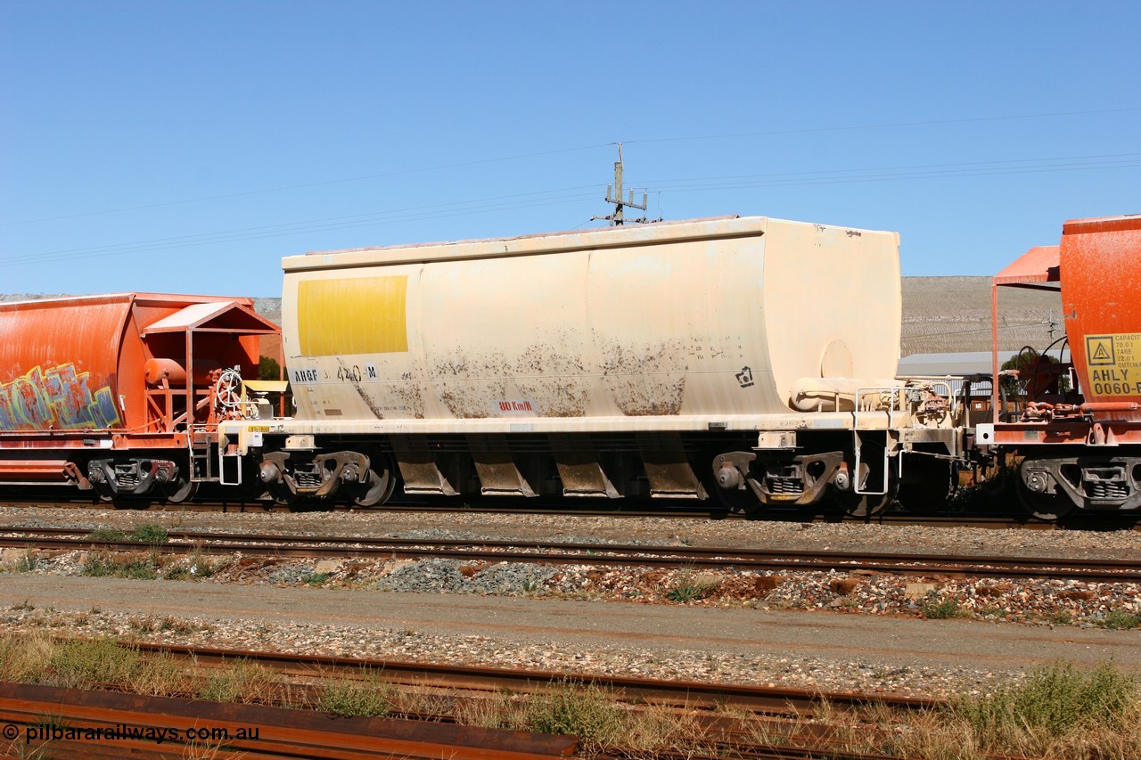 060530 4911
Parkeston, AHQF 31440 seen here in Loongana Limestone service, originally built by Goninan WA for Western Quarries as a batch of twenty coded WHA type in 1995. Purchased by Westrail in 1998.
Keywords: AHQF-type;AHQF31440;Goninan-WA;WHA-type;