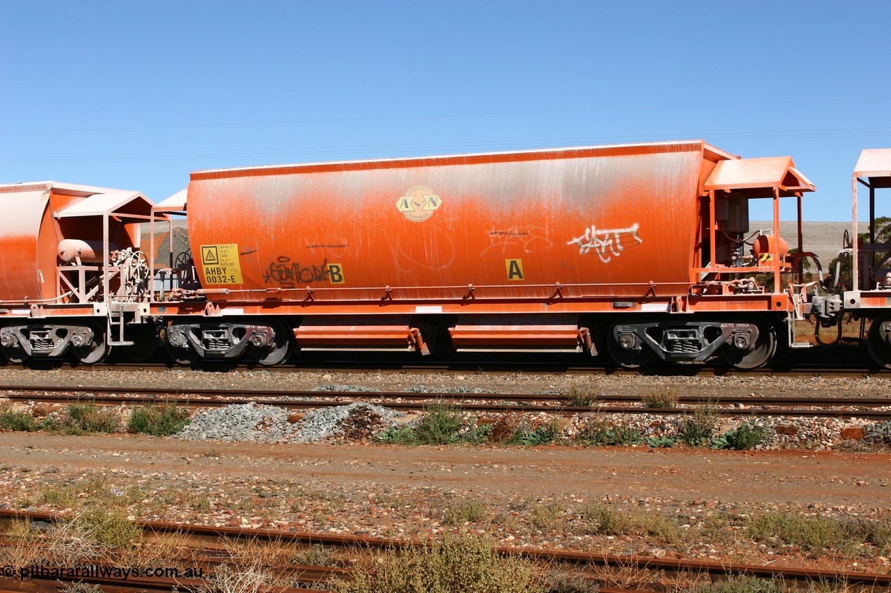 060530 4929
Parkeston, AHBY 0032 one of sixty five AHBY class ballast hoppers built by EDI Rail at their Port Augusta Workshops for ARG in 2001-02 for the Darwin line, also the FMG construction in 2008, here in limestone quarry products service.
Keywords: AHBY-type;AHBY0032;EDI-Rail-Port-Augusta-WS;