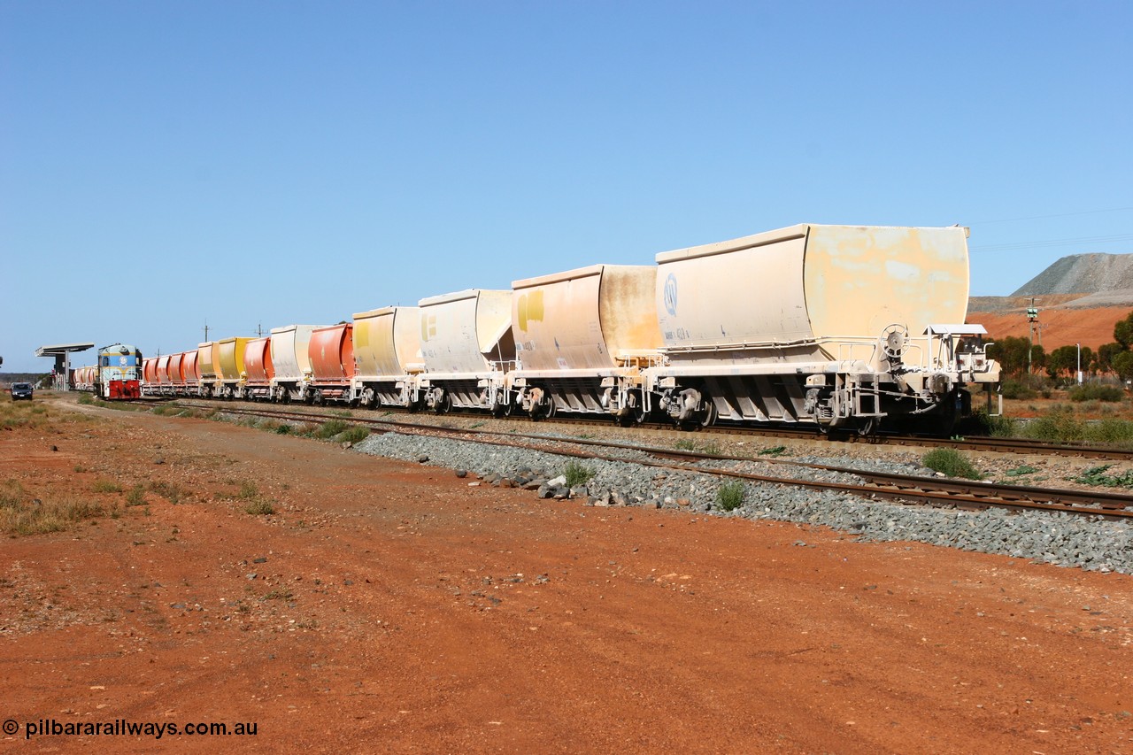 060530 4943
Parkeston, AHQF on the rear of the Loongana Limestone service, originally built by Goninan WA for Western Quarries as a batch of twenty coded WHA type in 1995. Purchased by Westrail in 1998.
Keywords: AHQF-type;Goninan-WA;WHA-type;