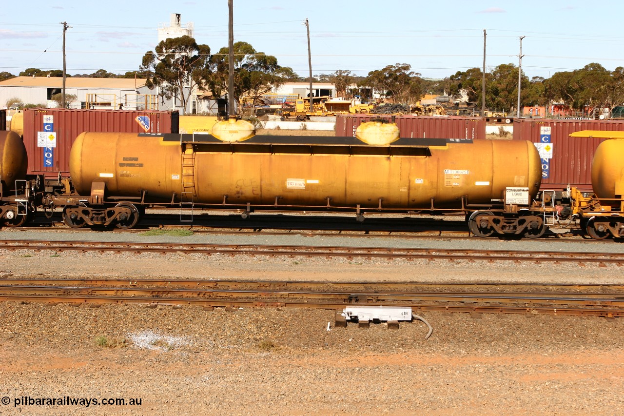 070529 9410
West Kalgoorlie, ATTY 30675 fuel tank waggon, one of five built by AE Goodwin NSW in 1970/71 as WST class, recoded to WSTY and then ATTY. 78600 litre capacity.
Keywords: ATTY-type;ATTY30675;AE-Goodwin;WST-type;WSTY-type;