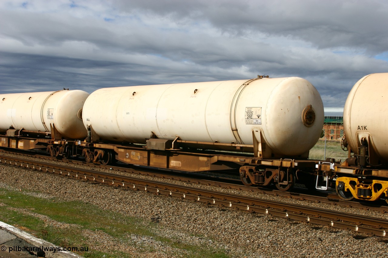 070607 9993
Midland, AZKY type anhydrous ammonia tank waggon AZKY 32239, one of twelve built by Goninan WA in 1998 as WQK type for Murrin Murrin traffic, fitted with Brambles anhydrous ammonia tank A6J with no sticker.
Keywords: AZKY-type;AZKY32239;Goninan-WA;WQK-type;