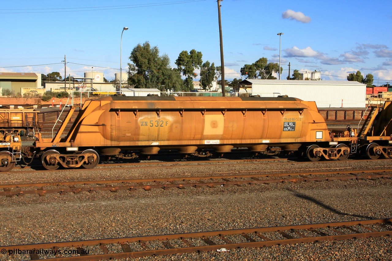 100601 8444
West Kalgoorlie, WN 532, pneumatic discharge nickel concentrate waggon, one of a further ten built by WAGR Midland Workshops as WN type in 1975 for WMC.
Keywords: WN-type;WN532;WAGR-Midland-WS;