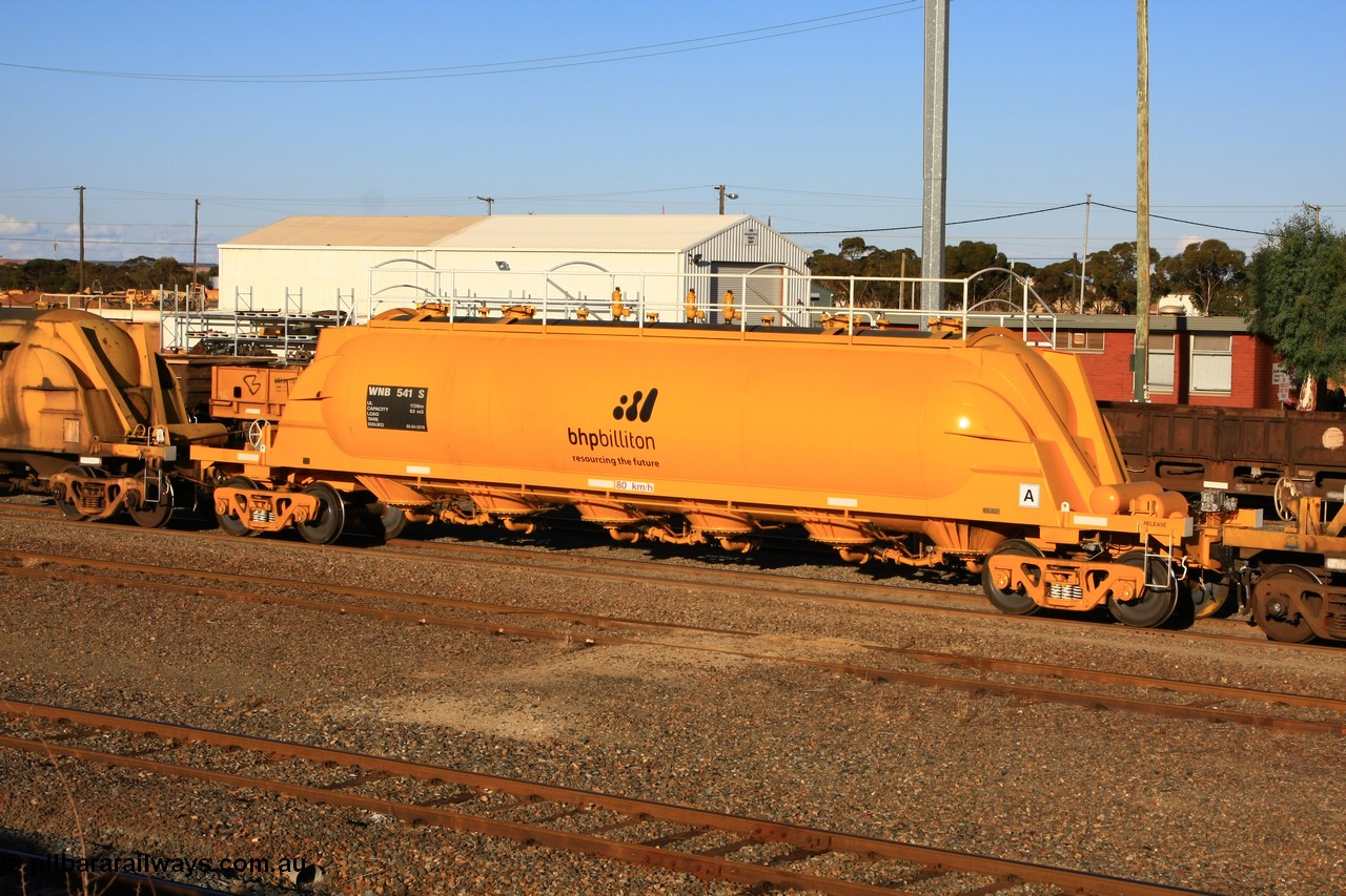 100601 8490
West Kalgoorlie, WNB 541, pneumatic discharge nickel concentrate waggon, type leader of six units built by Bluebird Rail Services SA in 2010 for BHP Billiton.
Keywords: WNB-type;WNB541;Bluebird-Rail-Operations-SA;
