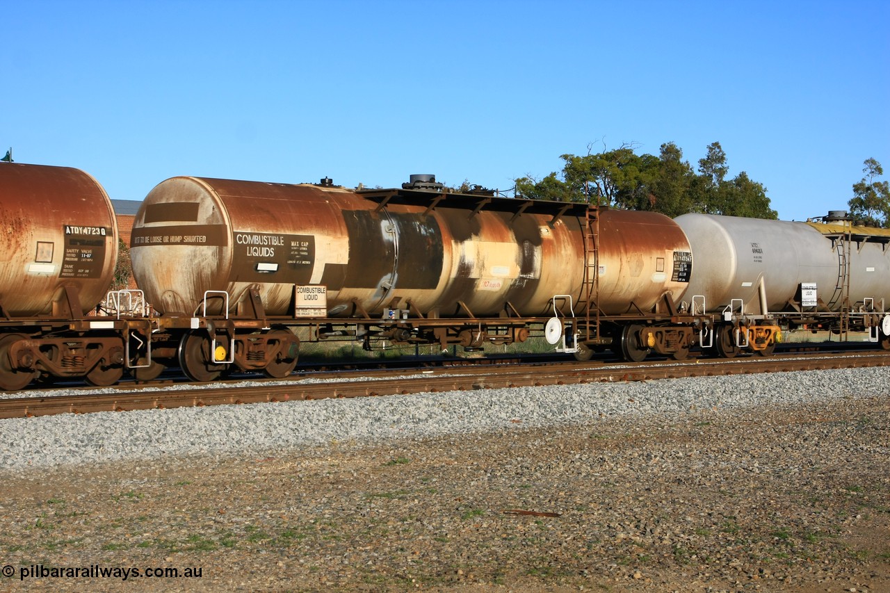 100609 10009
Midland, ATEY 4724 diesel fuel tank waggon in service for BP Oil, former NSW AMPOL NTAF tank, coded WTEY when arrived in WA.
Keywords: ATEY-type;ATEY4724;NTAF-type;WTEY-type;