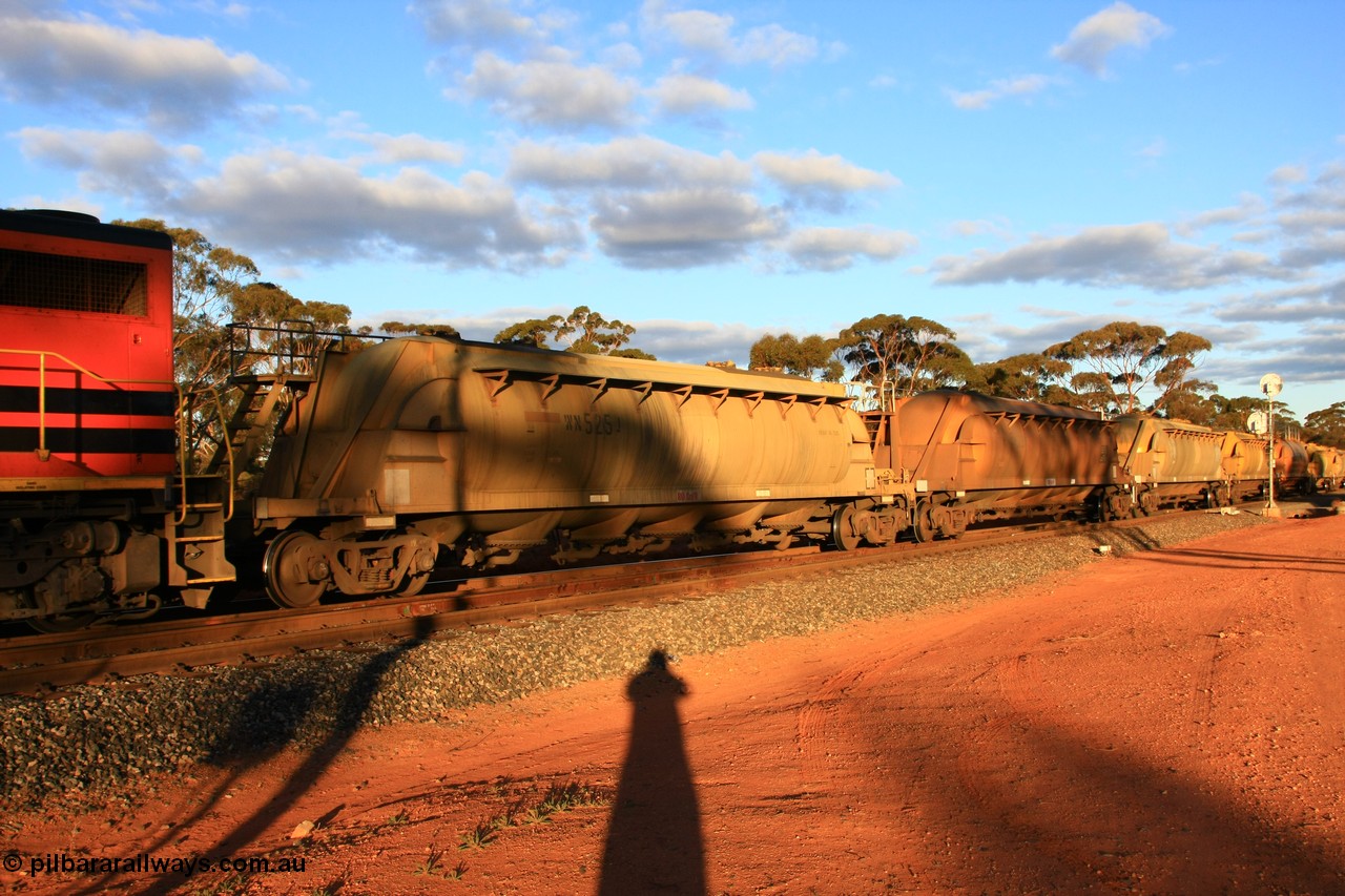100731 3190
Binduli, WN 525, pneumatic discharge nickel concentrate waggon, one of thirty built by AE Goodwin NSW as WN type in 1970 for WMC.
Keywords: WN-type;WN525;AE-Goodwin;
