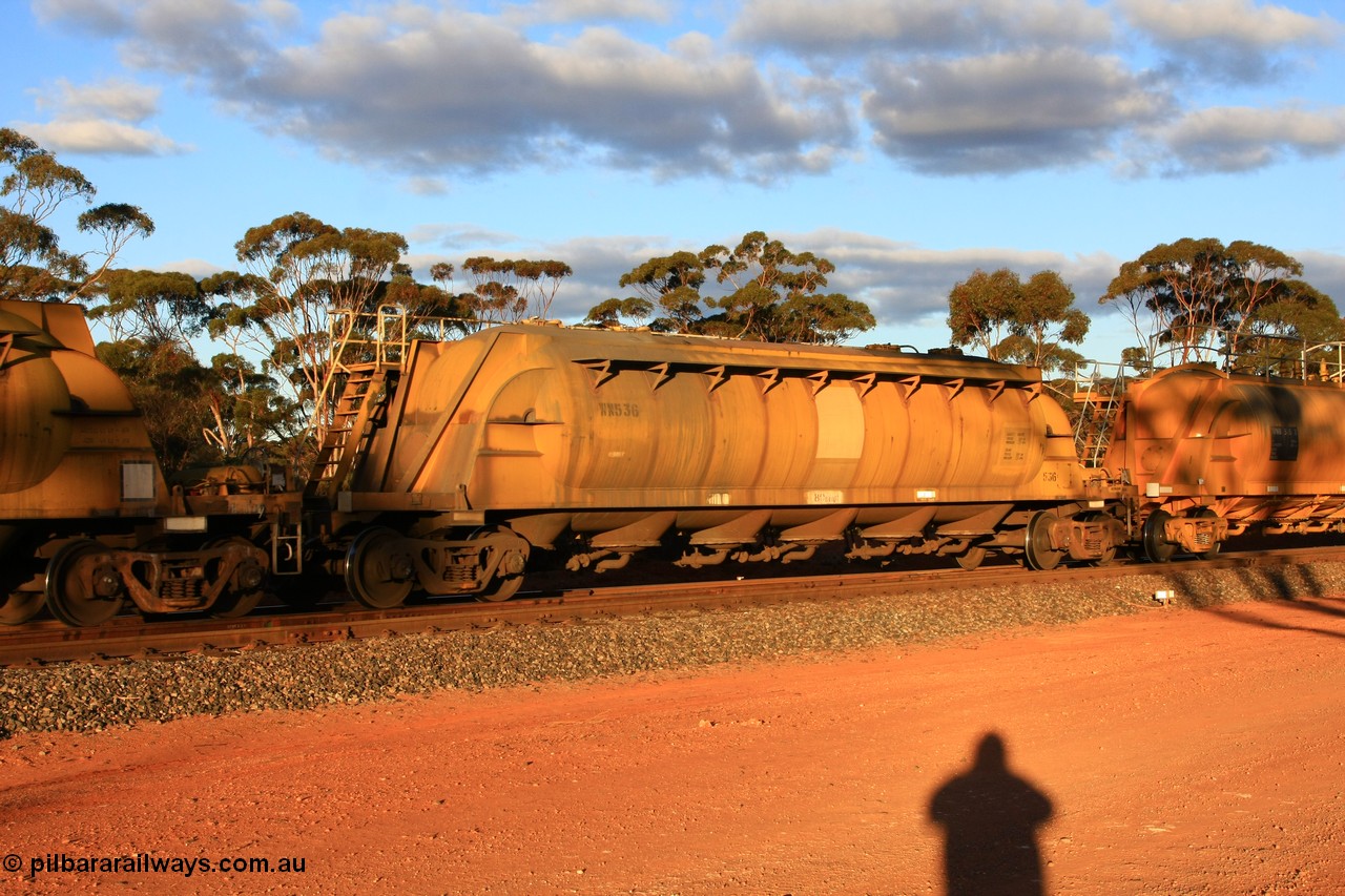 100731 3199
Binduli, WN 536, pneumatic discharge nickel concentrate waggon, one of a further ten built by WAGR Midland Workshops as WN type in 1975 for WMC
Keywords: WN-type;WN536;WAGR-Midland-WS;