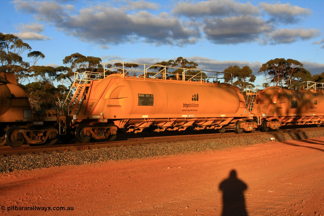 100731 3202
Binduli, WNB 541, pneumatic discharge nickel concentrate waggon, type leader of six built by Bluebird Rail Services SA in 2010 for BHP Billiton.
Keywords: WNB-type;WNB541;Bluebird-Rail-Operations-SA;