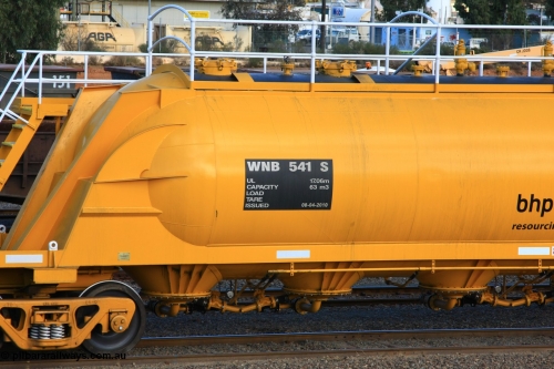 100601 8435
West Kalgoorlie, WNB 541, pneumatic discharge nickel concentrate waggon, leader of six units built by Bluebird Rail Services SA in 2010 for BHP Billiton.
Keywords: WNB-type;WNB541;Bluebird-Rail-Operations-SA;