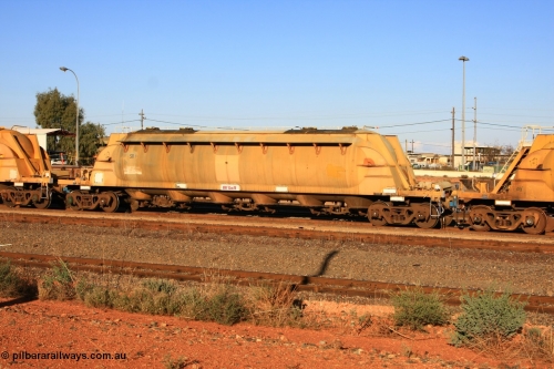 100601 8481
West Kalgoorlie, WN 511, pneumatic discharge nickel concentrate waggon, one of thirty units built by AE Goodwin NSW as WN type in 1970 for WMC.
Keywords: WN-type;WN511;AE-Goodwin;