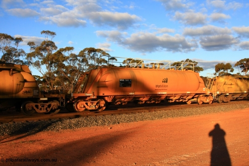 100731 3194
Binduli, WNB type pneumatic discharge nickel concentrate waggon WNB 542, one of six units built by Bluebird Rail Services SA in 2010 for BHP Billiton.
Keywords: WNB-type;WNB542;Bluebird-Rail-Operations-SA;