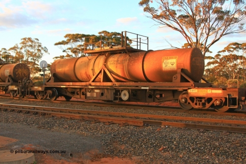 100731 3223
Binduli, AQHY 30017 with sulphuric acid tank CSA 0051, originally built by the WAGR Midland Workshops in 1964/66 at WF type flat waggons, then following several codes and modifications in 1997 seventy five were converted to WQH to carry CSA sulphuric acid tanks between Hampton/Kalgoorlie and Perth/Kwinana.
Keywords: AQHY-type;AQHY30017;WAGR-Midland-WS;WF-type;WFDY-type;WFDF-type;RFDF-type;WQH-type;