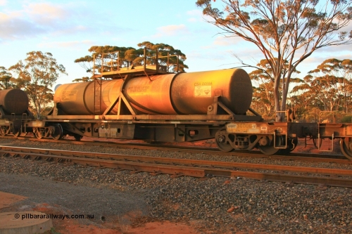 100731 3238
Binduli, AQHY 30006 with sulphuric acid tank CSA 0056, originally built by the WAGR Midland Workshops in 1964/66 at WF type flat waggons, then following several codes and modifications in 1997 seventy five were converted to WQH to carry CSA sulphuric acid tanks between Hampton/Kalgoorlie and Perth/Kwinana.
Keywords: AQHY-type;AQHY30006;WAGR-Midland-WS;WF-type;WMA-type;WFDY-type;WFDF-type;RFDF-type;WQH-type;