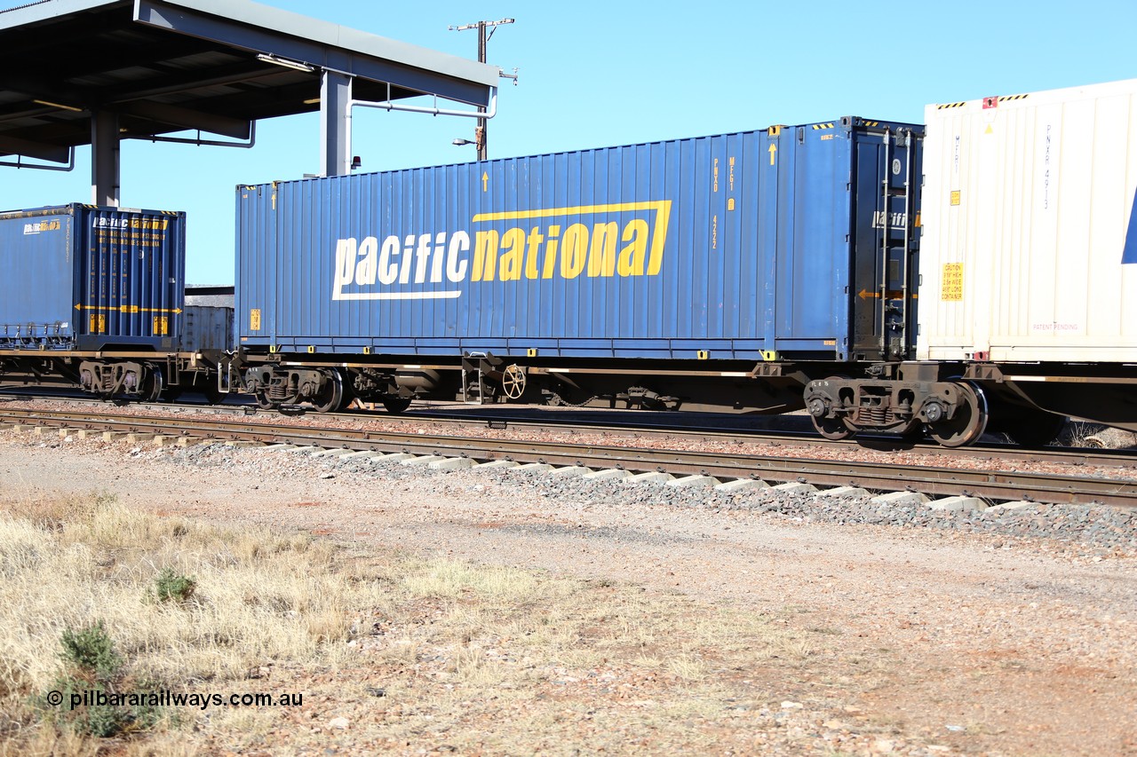 160522 2149
Parkeston, 6MP4 intermodal train, platform 5 of 5 on RRQY 7323 5 pack articulated skel waggon set built by Qiqihar Rollingstock Works China in 2005 for Pacific National, with a 48' container of the owner PNXD 4222.
Keywords: RRQY-type;RRQY7323;Qiqihar-Rollingstock-Works-China;