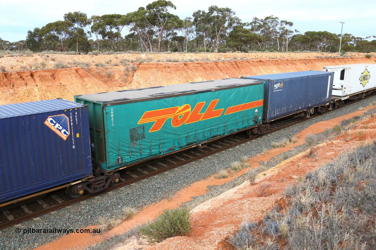 160524 3778
West Kalgoorlie, 2PM6 intermodal train, RQLY 4 platform 2 of 5-pack articulated skeletal waggon set, 1 of 8 built by AN Rail Islington Workshops in 1987 as AQJY, Toll 40' curtainsider 3NW873.
Keywords: RQJY-type;RQJY4;AN-Islington-WS;AQJY-type;