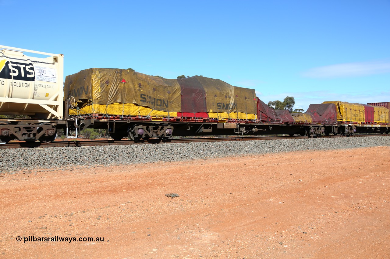 160528 8397
Binduli, intermodal train 6PM6, RQJW 22063 container waggon built by Mittagong Engineering NSW as JCW type in 1975/76, loaded with two Simon tarped 40' FD flatracks .
Keywords: RQJW-type;RQJW22063;Mittagong-Engineering-NSW;JCW-type;NQJW-type;