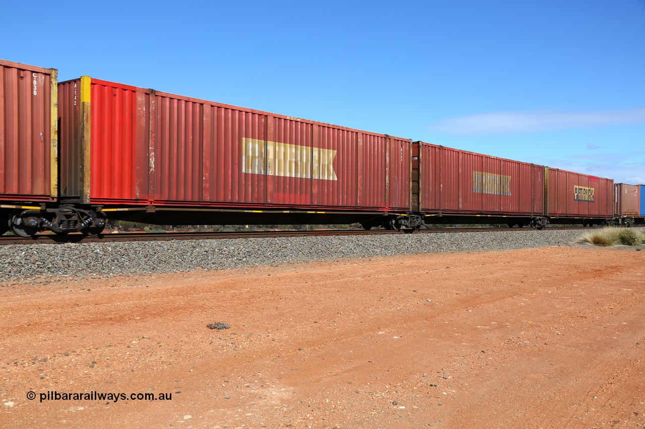 160528 8408
Binduli, intermodal train 6PM6, RRYY 6 built by Bradken Rail NSW to a Williams-Worley design in a batch of fifty two articulated low level five-unit car container waggons in 2004/05, platforms 3, 4 and 5 with 53' car containers Patrick A 142, Patrick A 130 and Patrick A 033.
Keywords: RRYY-type;RRYY6;Williams-Worley;Bradken-NSW;