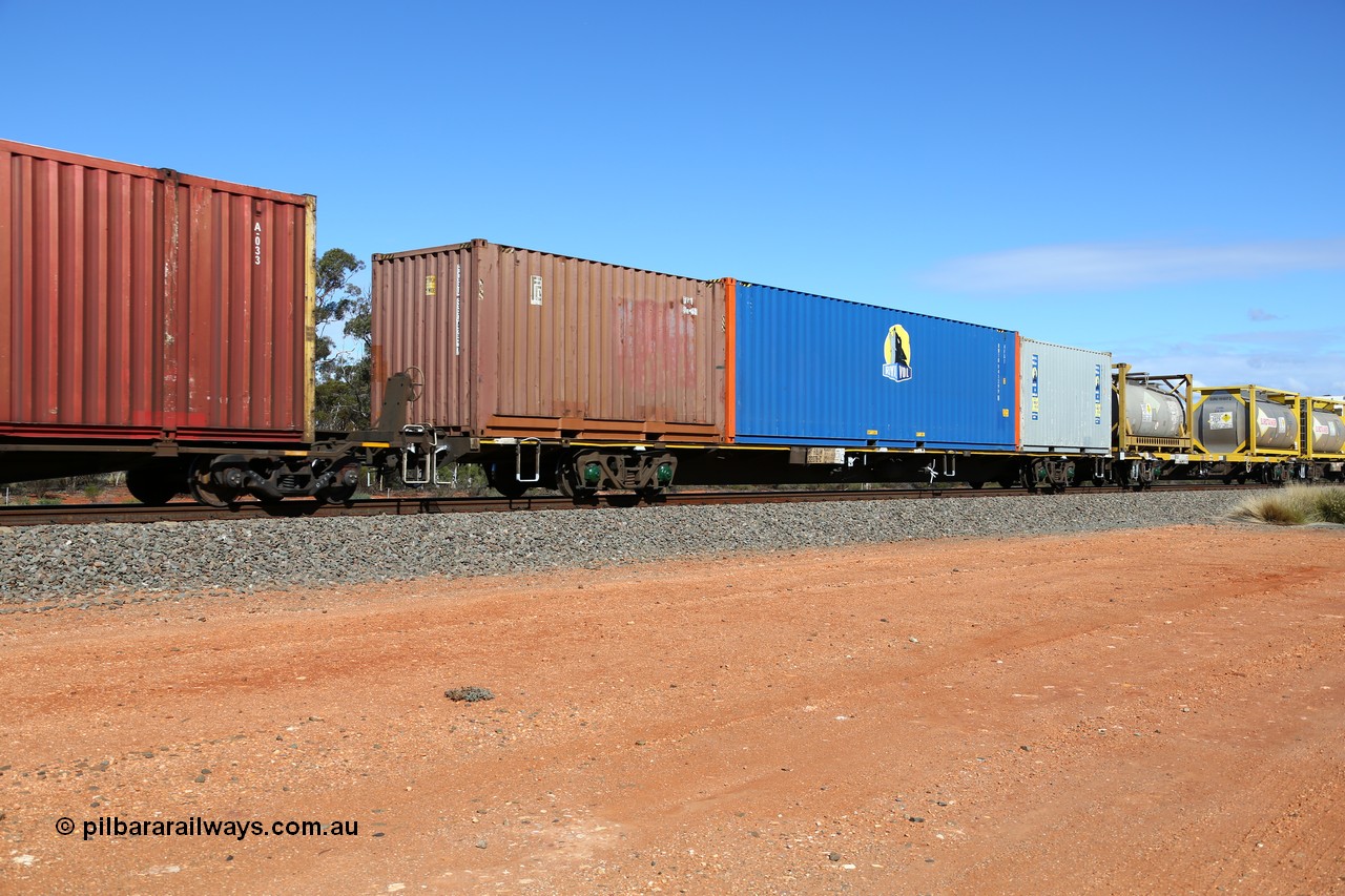 160528 8409
Binduli, intermodal train 6PM6, RQJW 22078 80' jumbo container waggon built by Mittagong Engineering NSW as a JCW type with FCL 20' FCGU 960425, Royal Wolf 40' 4FG1 type container RWTU 941299 and Royal Wolf 25g1 type 20' container RWPU 203411.
Keywords: RQJW-type;RQJW22078;Mittagong-Engineering-NSW;JCW-type;NQLW-type;