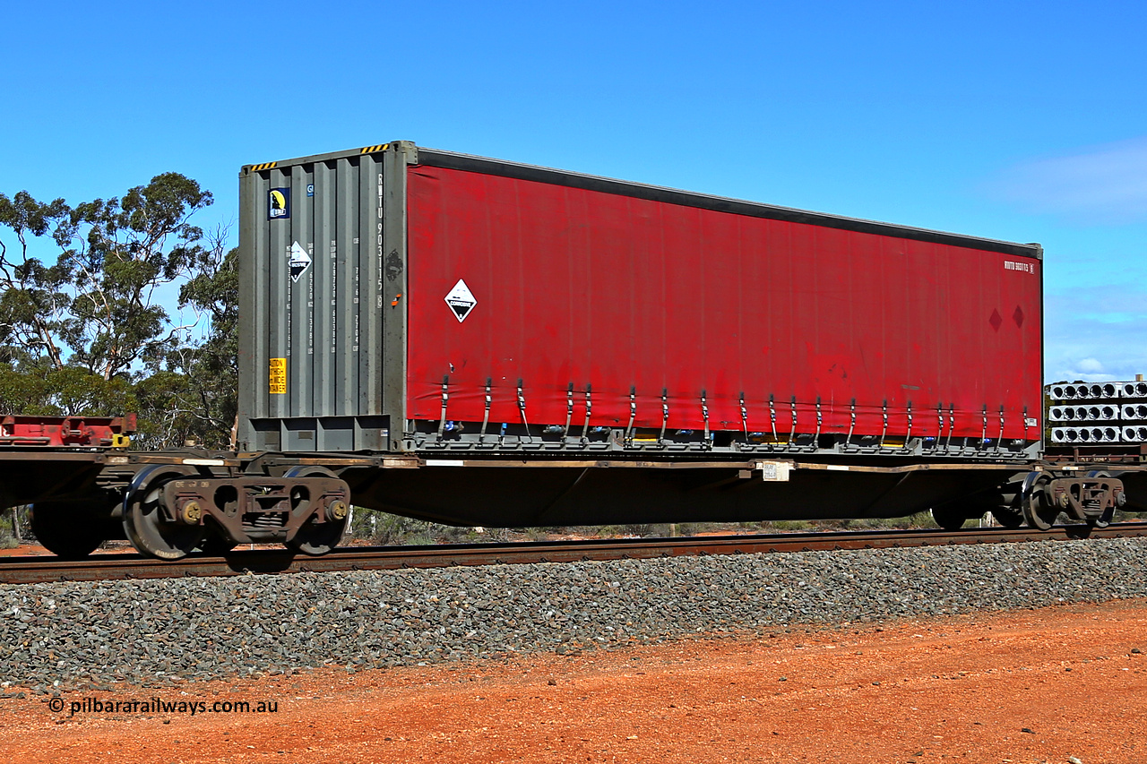 160528 8459
Binduli, intermodal train 6PM6, RRAY 7194 platform 3 of 5-pack articulated skeletal waggon set, one of a hundred built by ABB Engineering NSW between 1996-2000, loaded with a Royal Wolf 40' curtainsider RWTU 903115 [8].
Keywords: RRAY-type;RRAY7194;ABB-Engineering-NSW;