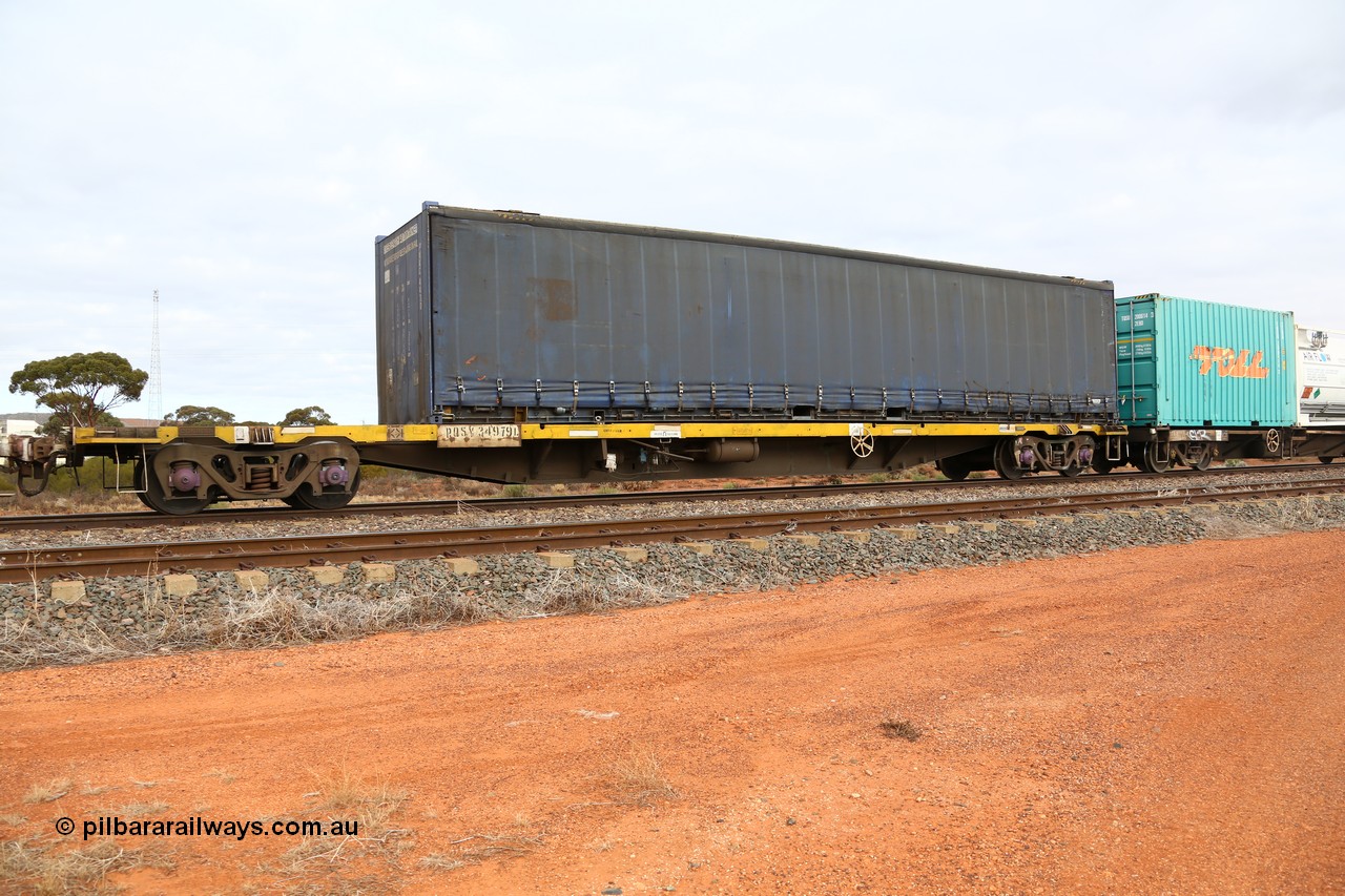 160529 8787
Parkeston, 6MP4 intermodal train, RQSY 34979 container flat waggon originally built by Goninan NSW in a batch of one hundred OCY type in 1975, recoded to NQOY, the modified to NQSY. Loaded with a 48' Pacific National curtainsider PXNC 4430.
Keywords: RQSY-type;RQSY34979;Goninan-NSW;OCY-type;NQOY-type;NQSY-type;