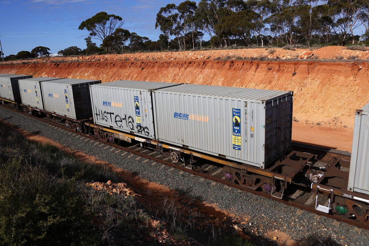160531 9846
Binduli, 3PM4 steel train, NQTY 20809
Keywords: NQTY-type;NQTY20809;EPT-NSW;NODY-type;
