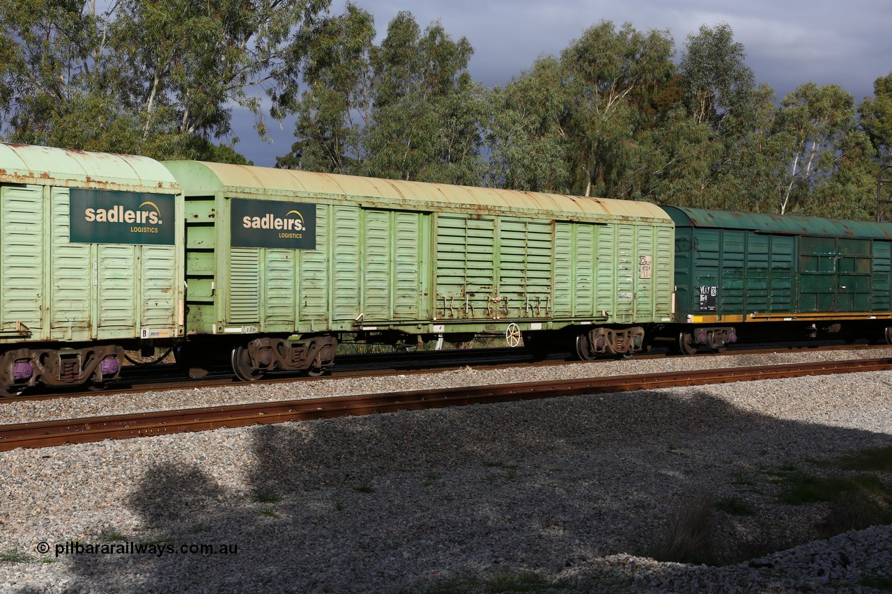 160609 0397
Woodbridge, 5PM5 intermodal train, RLUY 18723 louvre van, built by Comeng NSW in 1975-76 as KLY type, NLKY, NLWY, RLUY wearing Sadleirs green.
Keywords: RLUY-type;RLUY18723;Comeng-NSW;KLY-type;NLKY-type;