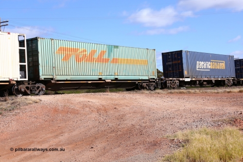 160522 2374
Parkeston, 7MP7 priority service train, RQQY 7077 platform 5 of 5-pack articulated skel waggon set, 1 of 17 built by Qld Rail at Ipswich Workshops in 1995, Toll 48' MEG1 type box TCML 48472.
Keywords: RQQY-type;RQQY7077;Qld-Rail-Ipswich-WS;