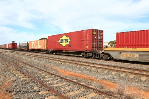 160523 2966
Parkeston, 7SP3 intermodal train, RRQY 8519 5-pack articulated skel waggon set built by Qiqihar Rollingstock Works, China in 2015, loaded with a 48' Linfox-FCL high box, 48' FCL and Linfox boxes and a 40' flatrack.
Keywords: RRQY-type;RRQY8519;Qiqihar-Rollingstock-Works-China;