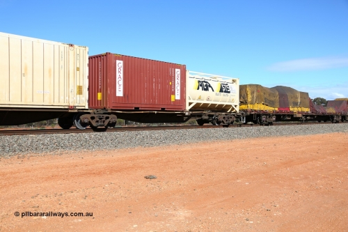 160528 8396
Binduli, intermodal train 6PM6, RRAY 7254 platform 1 of 5-pack articulated skel waggon set, one of 100 built by ABB Engineering NSW 1996-2000, with a 20' Grace box GRRU 230008 and a 20' AGR STS tanktainer SCFU 813167.
Keywords: RRAY-type;RRAY7254;ABB-Engineering-NSW;
