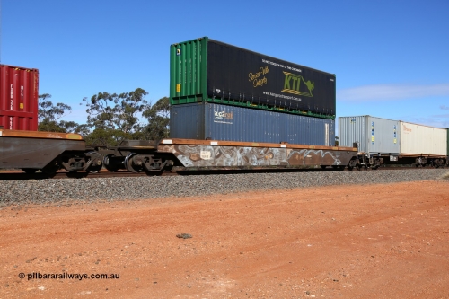 160528 8424
Binduli, intermodal train 6PM6, RRZY type five unit bar coupled well container waggon set RRZY 7030 platform 1, originally built by Goninan in a batch of twenty six RQZY type for National Rail, recoded when repaired. 40' Sea2Rail container SCFU 408338 double stacked with a KTI 40' 4NSG type curtain sider KTI 407.
Keywords: RRZY-type;RRZY7030;Goninan-NSW;RQZY-type;