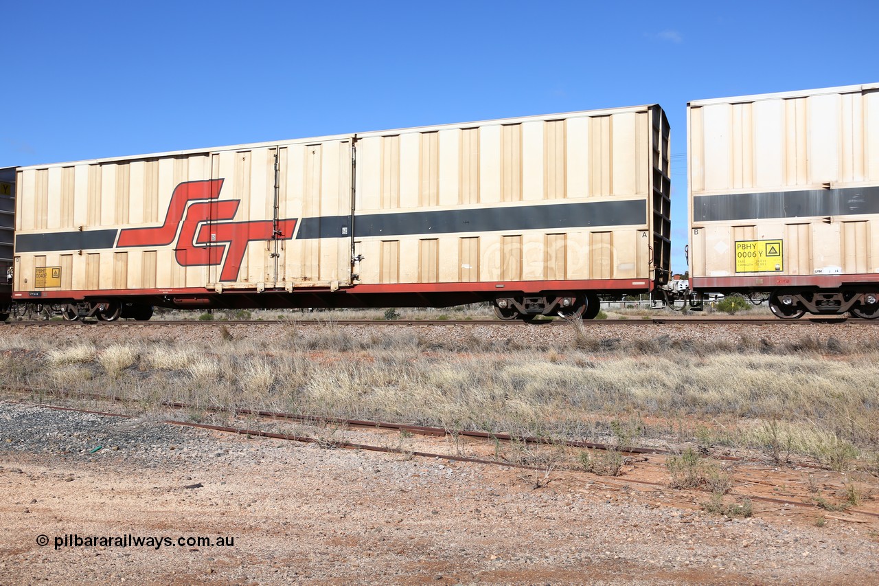 160522 2222
Parkeston, SCT train 6MP9 operating from Melbourne to Perth, PBHY type covered van PBHY 0040 Greater Freighter, one of a second batch of thirty units built by Gemco WA.
Keywords: PBHY-type;PBHY0040;Gemco-WA;