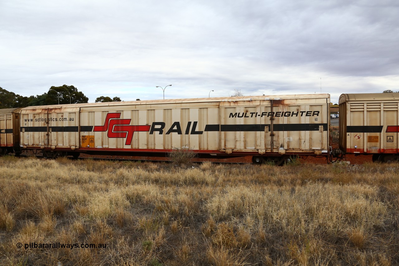 160524 3687
Kalgoorlie, SCT train 2PM9 operating from Perth to Melbourne, PBGY type covered van PBGY 0020 Multi-Freighter, one of eighty two waggons built by Queensland Rail Redbank Workshops in 2005.
Keywords: PBGY-type;PBGY0020;Qld-Rail-Redbank-WS;