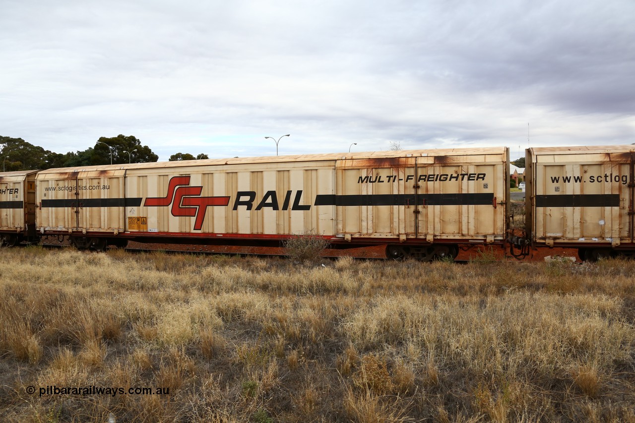 160524 3711
Kalgoorlie, SCT train 2PM9 operating from Perth to Melbourne, PBGY type covered van PBGY 0093 Multi-Freighter, one of eighty units built by Gemco WA.
Keywords: PBGY-type;PBGY0093;Gemco-WA;