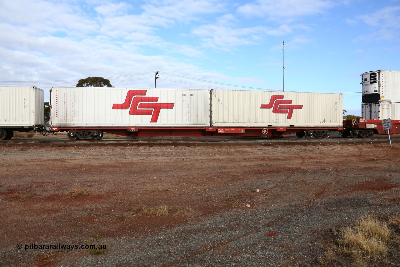 160525 4569
Parkeston, SCT train 3PG1 which operates from Perth to Parkes NSW (Goobang Junction), Gemco WA built PQIY type 80' container flat PQIY 0029 loaded with an SCT 40' RFRA type reefer SCTR 143 and an SCT 40' container SCT 40205.
Keywords: PQIY-type;PQIY0029;Gemco-WA;