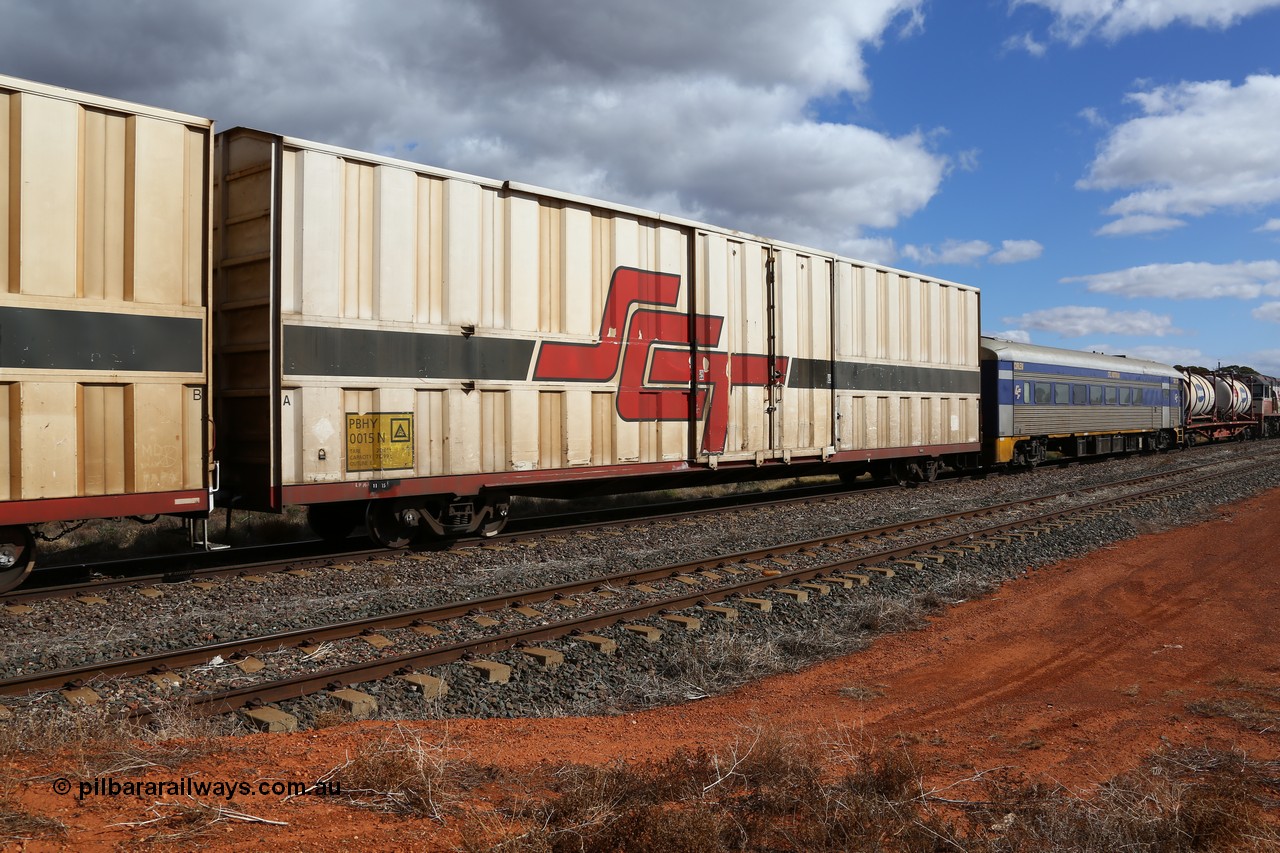 160529 8876
Parkeston, SCT train 6MP9 operating from Melbourne to Perth, PBHY type covered van PBHY 0015 Greater Freighter, one of thirty five units built by Gemco WA in 2005 without the Greater Freighter signage.
Keywords: PBHY-type;PBHY0015;Gemco-WA;