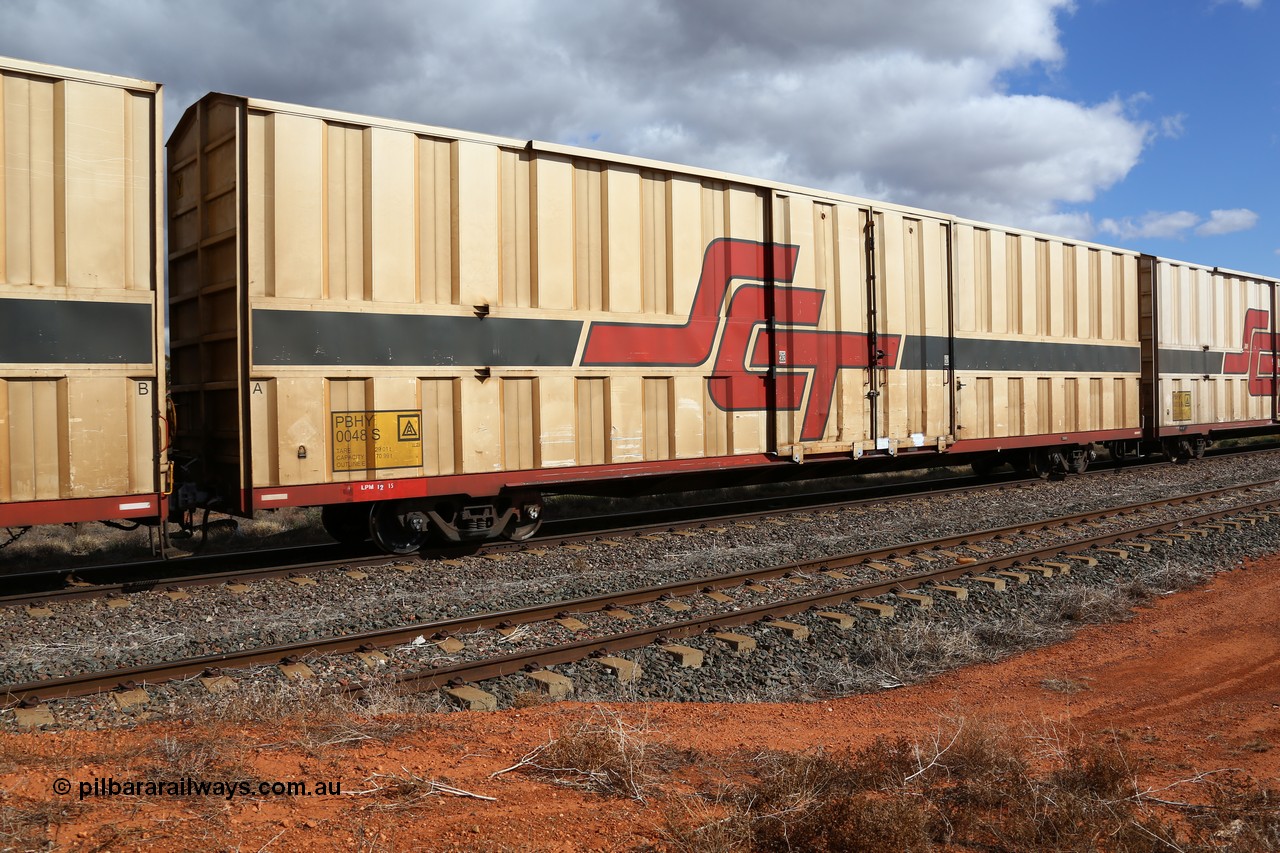 160529 8877
Parkeston, SCT train 6MP9 operating from Melbourne to Perth, PBHY type covered van PBHY 0048 Greater Freighter, one of a second batch of thirty units built by Gemco WA without the Greater Freighter signage.
Keywords: PBHY-type;PBHY0048;Gemco-WA;