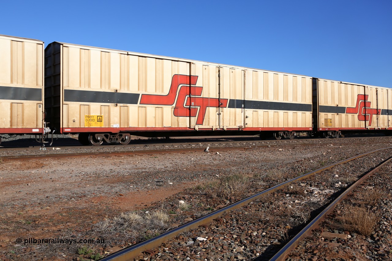 160530 9207
Parkeston, SCT train 7GP1 which operates from Parkes NSW (Goobang Junction) to Perth, PBHY type covered van PBHY 0058 Greater Freighter, one of a second batch of thirty units built by Gemco WA without the Greater Freighter signage.
Keywords: PBHY-type;PBHY0058;Gemco-WA;