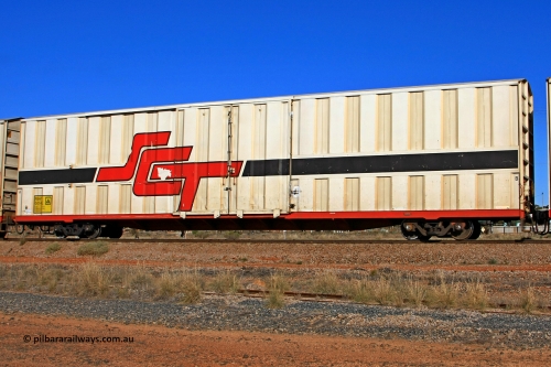 100603 8969
Parkeston, SCT train 3MP9, PBHY type covered van PBHY 0014 Greater Freighter, one of thirty five units built by Gemco WA in 2005 without the Greater Freighter signage.
Keywords: PBHY-type;PBHY0014;Gemco-WA;