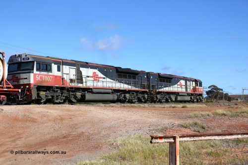 160522 2219
Parkeston, SCT train 6MP9 operating from Melbourne to Perth departs for West Kalgoorlie and eventually Perth behind EDI Downer built EMD model GT46C-ACe unit SCT 007 'Geoff (James Bond) Smith' serial 97-1731 with 76 waggons for 5382 tonnes and 1800 metres length.
Keywords: SCT-class;SCT007;EDI-Downer;EMD;GT46C-ACe;07-1731;