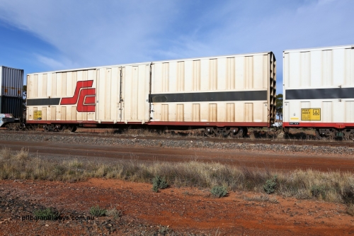 160523 2829
Parkeston, SCT train 7GP1 which operates from Parkes NSW (Goobang Junction) to Perth, PBHY type covered van PBHY 0010 Greater Freighter, one of thirty five units built by Gemco WA in 2005 with plain white doors.
Keywords: PBHY-type;PBHY0010;Gemco-WA;