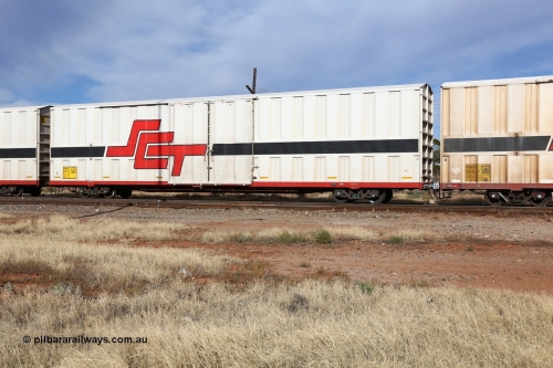 160523 2882
Parkeston, SCT train 7GP1 which operates from Parkes NSW (Goobang Junction) to Perth, PBHY type covered van PBHY 0095 Greater Freighter, built by CSR Meishan Rolling Stock Co China in 2014 without the Greater Freighter signage.
Keywords: PBHY-type;PBHY0095;CSR-Meishan-China;