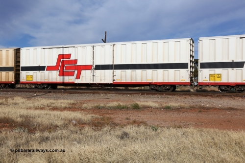 160523 2889
Parkeston, SCT train 7GP1 which operates from Parkes NSW (Goobang Junction) to Perth, PBHY type covered van PBHY 0097 Greater Freighter, built by CSR Meishan Rolling Stock Co China in 2014 without the Greater Freighter signage.
Keywords: PBHY-type;PBHY0097;CSR-Meishan-China;
