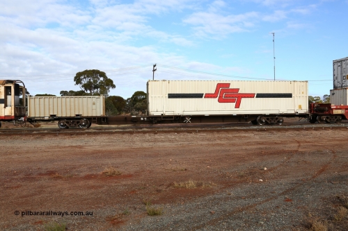 160525 4578
Parkeston, SCT train 3PG1 which operates from Perth to Parkes NSW (Goobang Junction), originally built by Victorian Railways Newport Workshops in August 1975 as one of twenty five FCF type 'Jumbo' Container Flat waggons built, PQDY 6 still in Freight Australia green livery loaded with a half height 20 open top box WH 20 and an SCT 48' MFG1 type container SCTDS 4801.
Keywords: PQDY-type;PQDY6;Victorian-Railways-Newport-WS;FCF-type;FCW-type;VQDW-type;